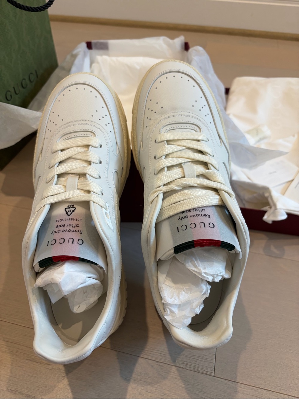 Gucci Re-Web sneaker Low Top Leather Sneakers - Picture 10 of 14